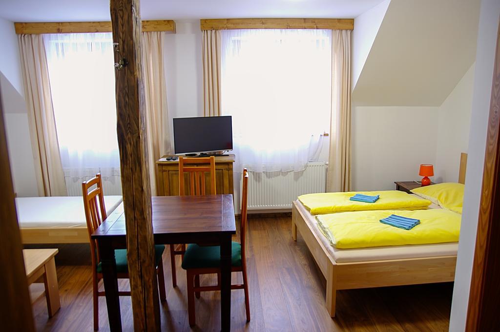 Vila Pod Bránou Poprad Exterior foto