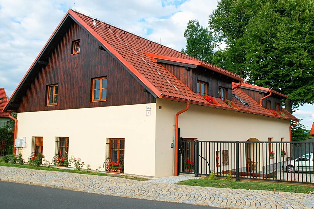 Vila Pod Bránou Poprad Exterior foto